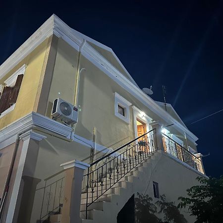 Appartement Casa Chara 2 à Symi Extérieur photo